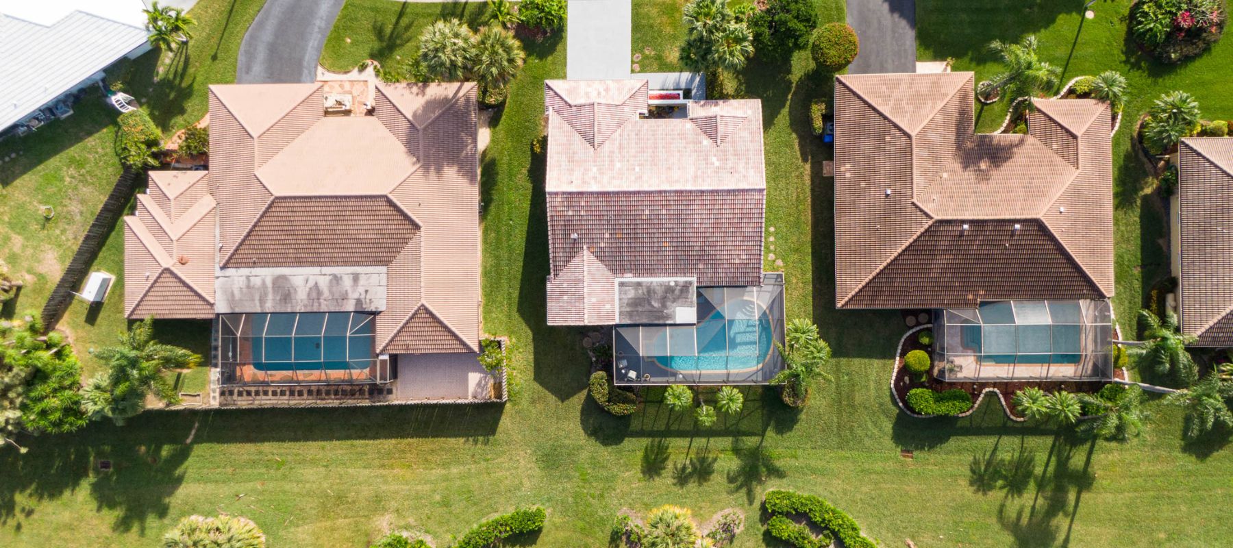 aerial view of houses in Valparaiso, FL